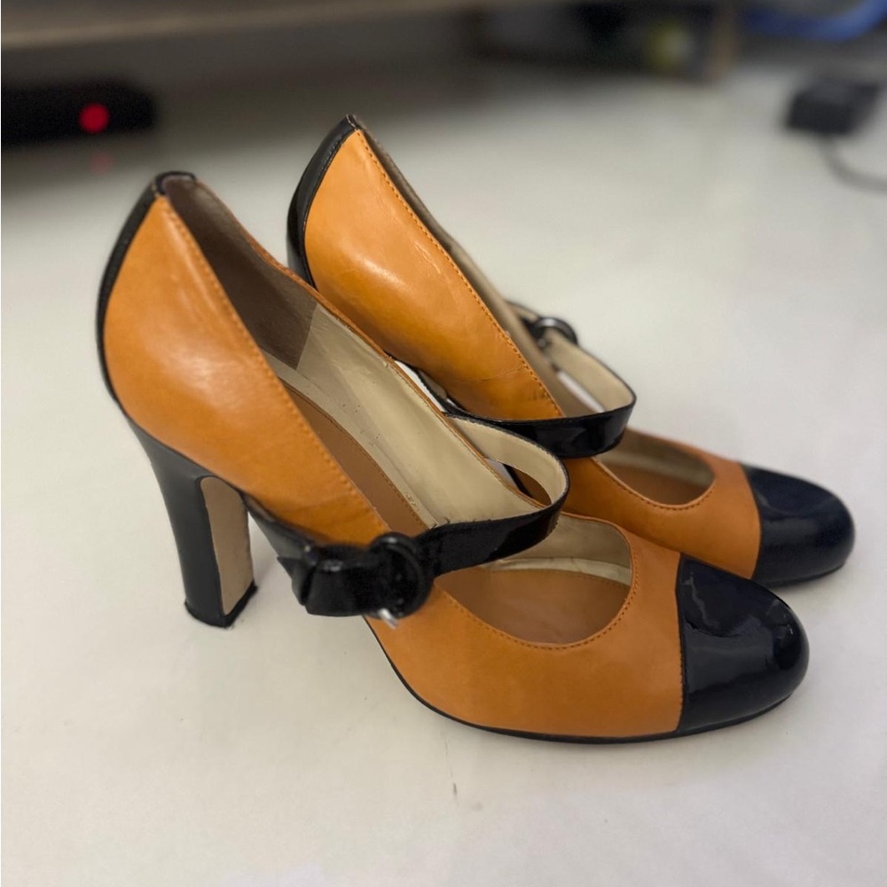 Enzo Angiolini Orange and Black Heels